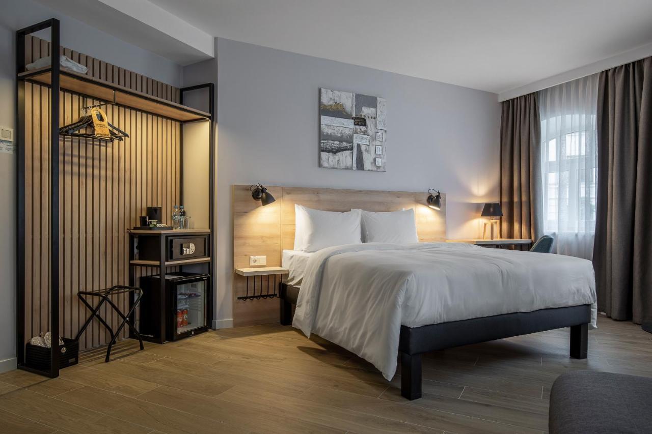 Kontrakt Boutique Hotel Kiev Bagian luar foto