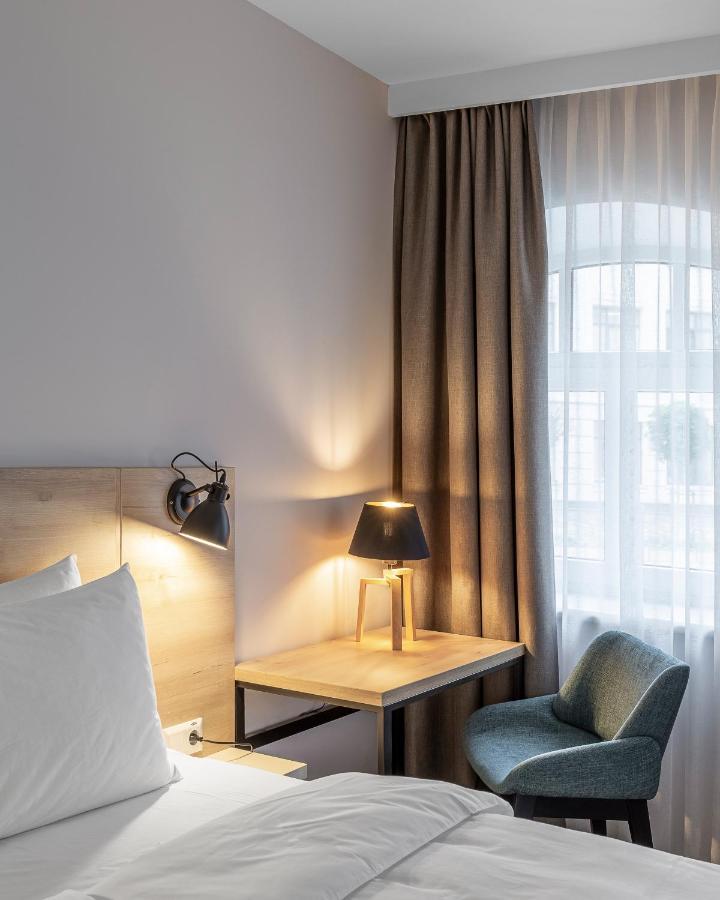 Kontrakt Boutique Hotel Kiev Bagian luar foto