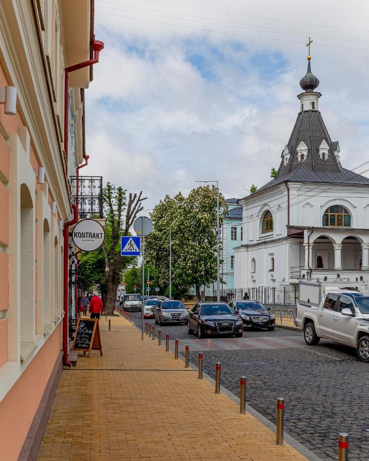 Kontrakt Boutique Hotel Kiev Bagian luar foto
